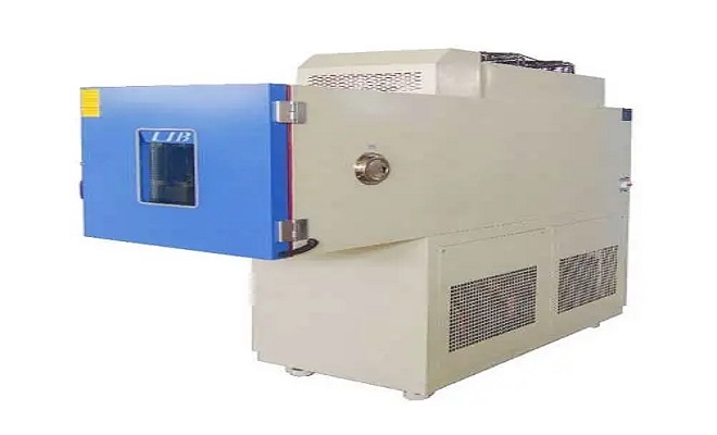 Ruang getaran: simulasi efisien