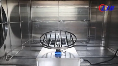 Ruang hujan 810 meniup LIB MIL